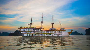 Dragon Legend  Cruise Halong Bay