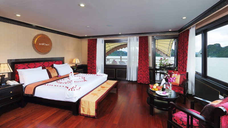 Suite Balcony among Halong Bay