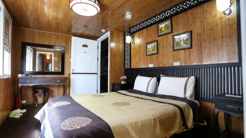 Deluxe Double cabin with ancient decor