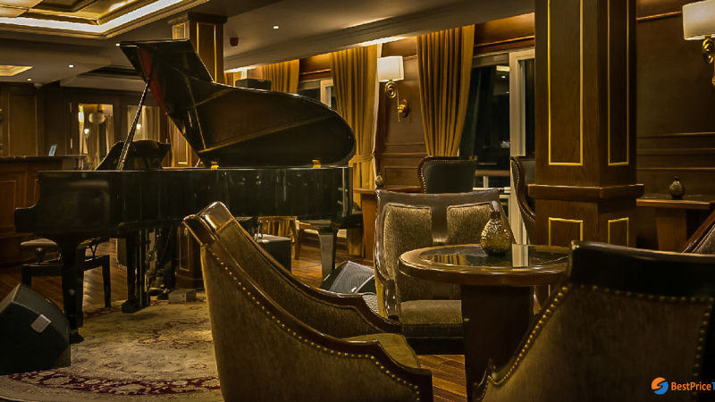 Paradise Elegance Le Piano Lounge In Halong Bay