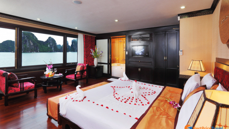 Suite Balcony with romantic design