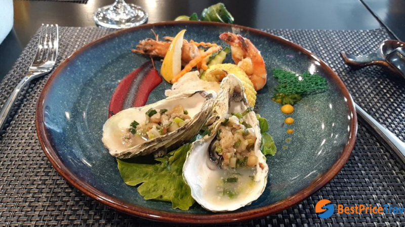 Seafood cuisine on Sena