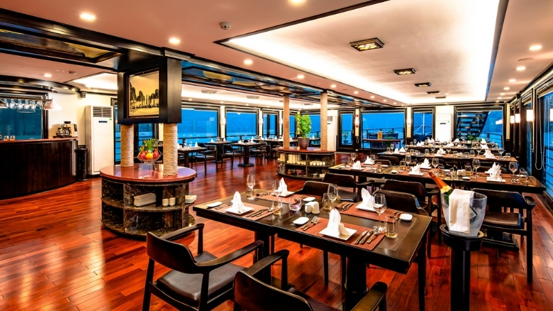 Peony Cruise Restaurant Overview