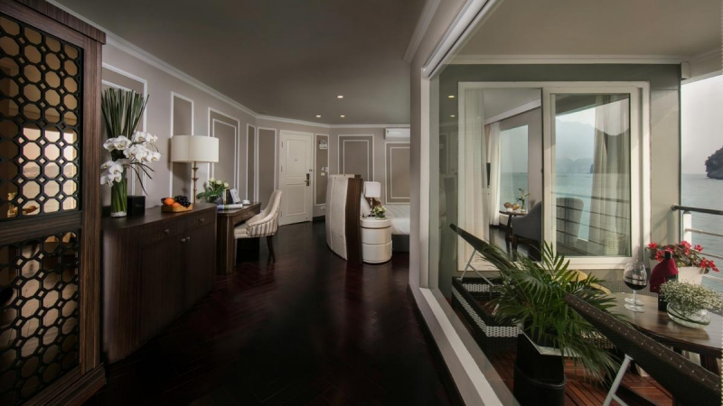 Luxury King Terrace Suite
