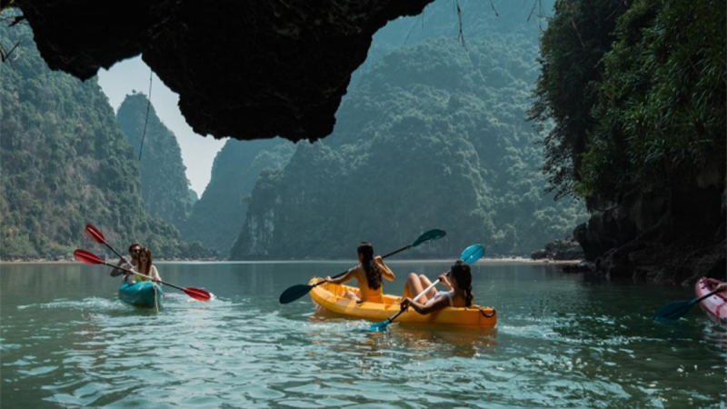 Go kayaking on Halong overnight itinerary