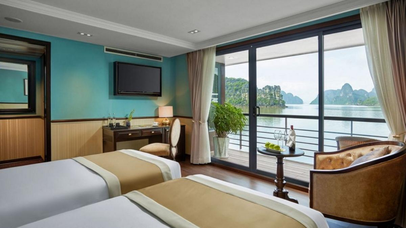 Capella Cruise Oasis Suite View