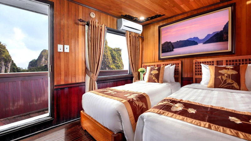 Luxury Cabin Offers Pretty Halong Bay View