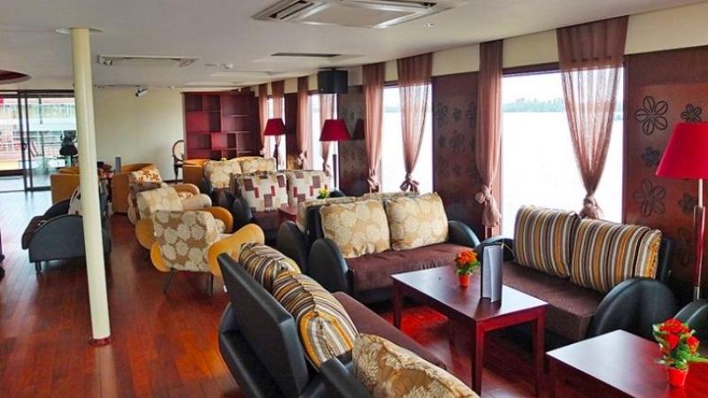Lavish lounge with full off Mekong panoramic