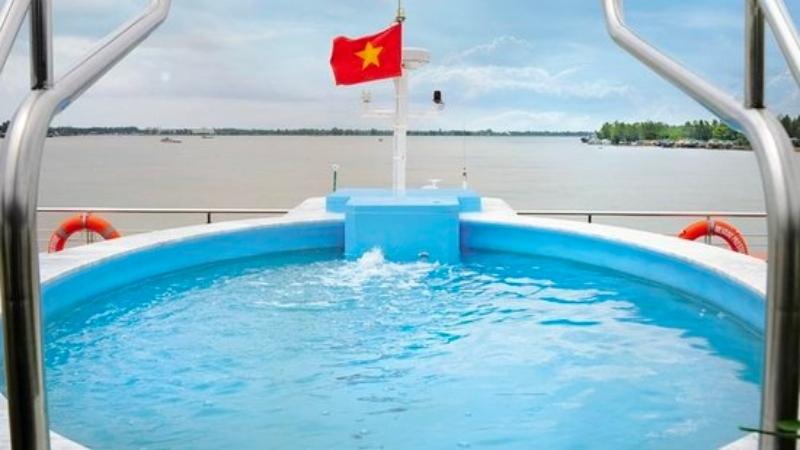 Refresh yourself with swimming pool onboard