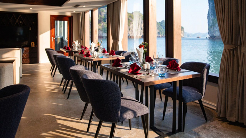 Dining Space With Lan ha Bay View
