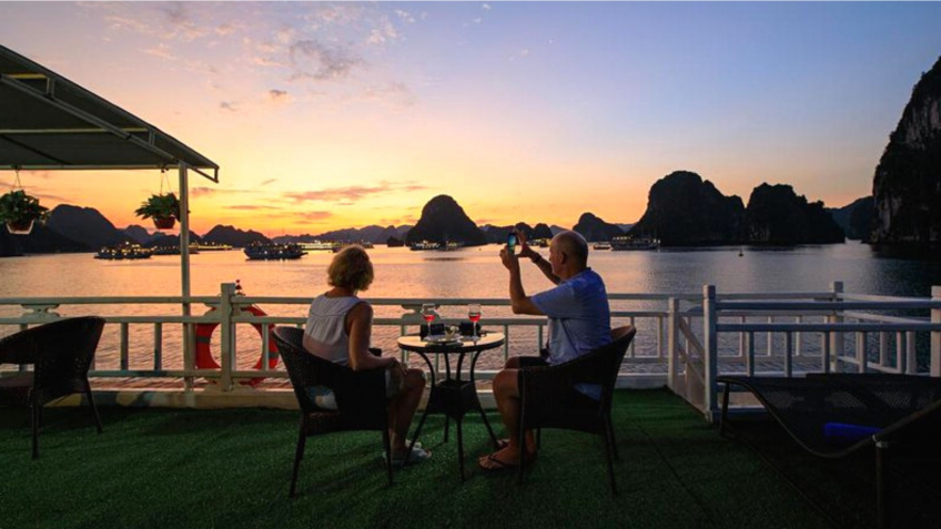 The Beauty Of Halong Bay at Sunset