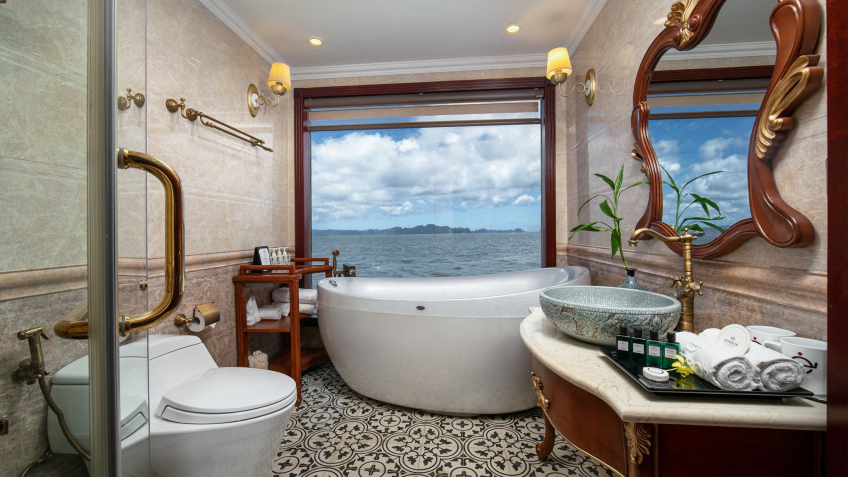 Ocean-view window in the Bathroom