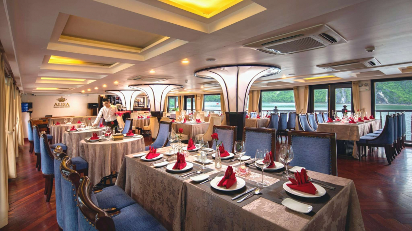 Enjoy Special Meals With The Best Halong Panorama