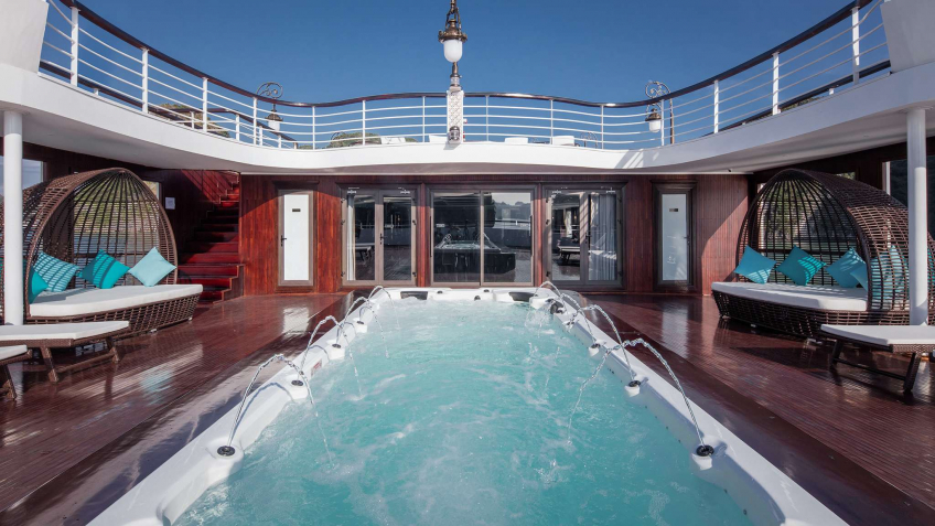 Luxury Swimming Pool on the cruise