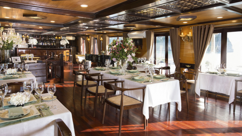 Stunning dining room onboard