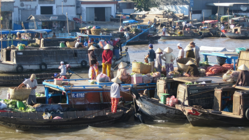 Bustling Floating Market in Cai Rang