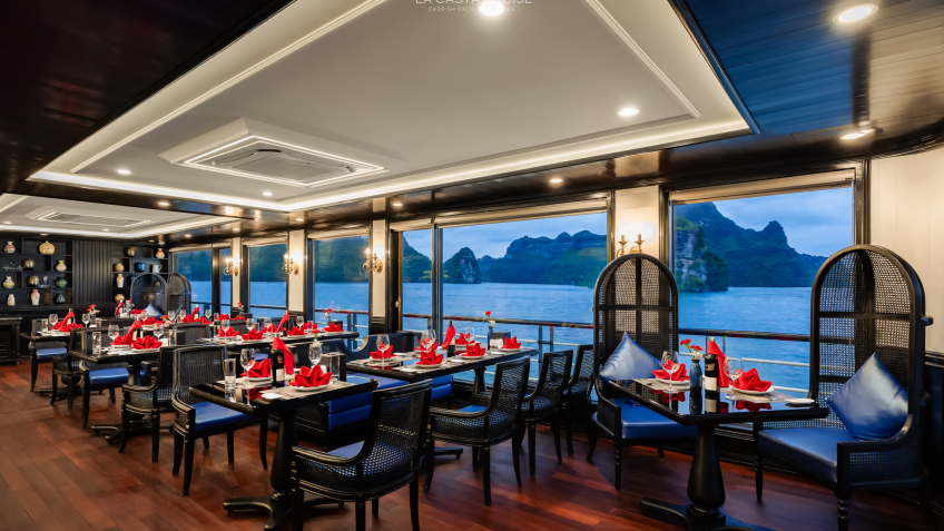 Luxury Restaurant Over Bay View