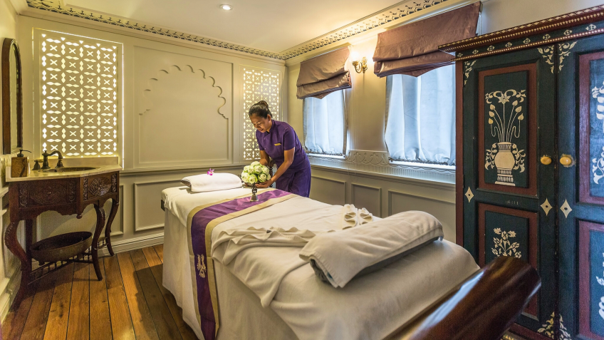 Apsara Spa With Luxury Ambiance