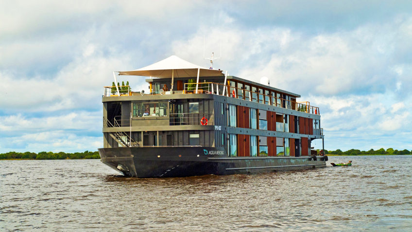 Exterior View on Mekong River