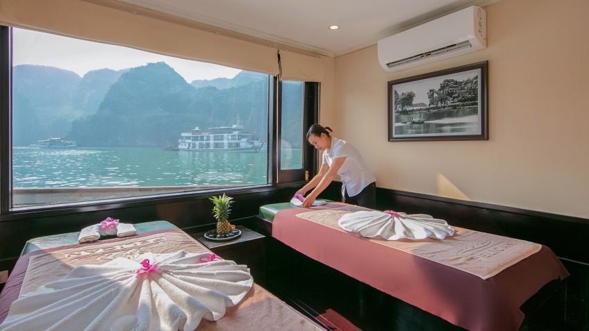 Warm spa overlooking Ha Long Bay