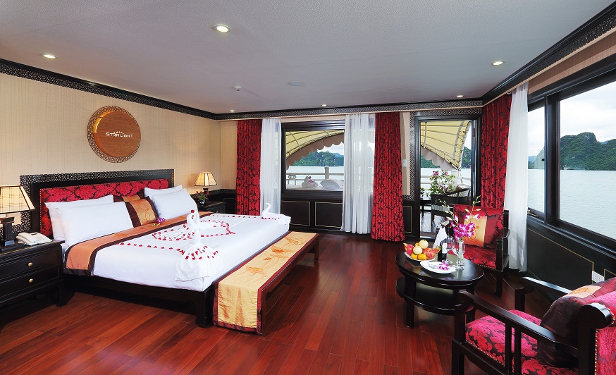 Suite Balcony among Halong Bay