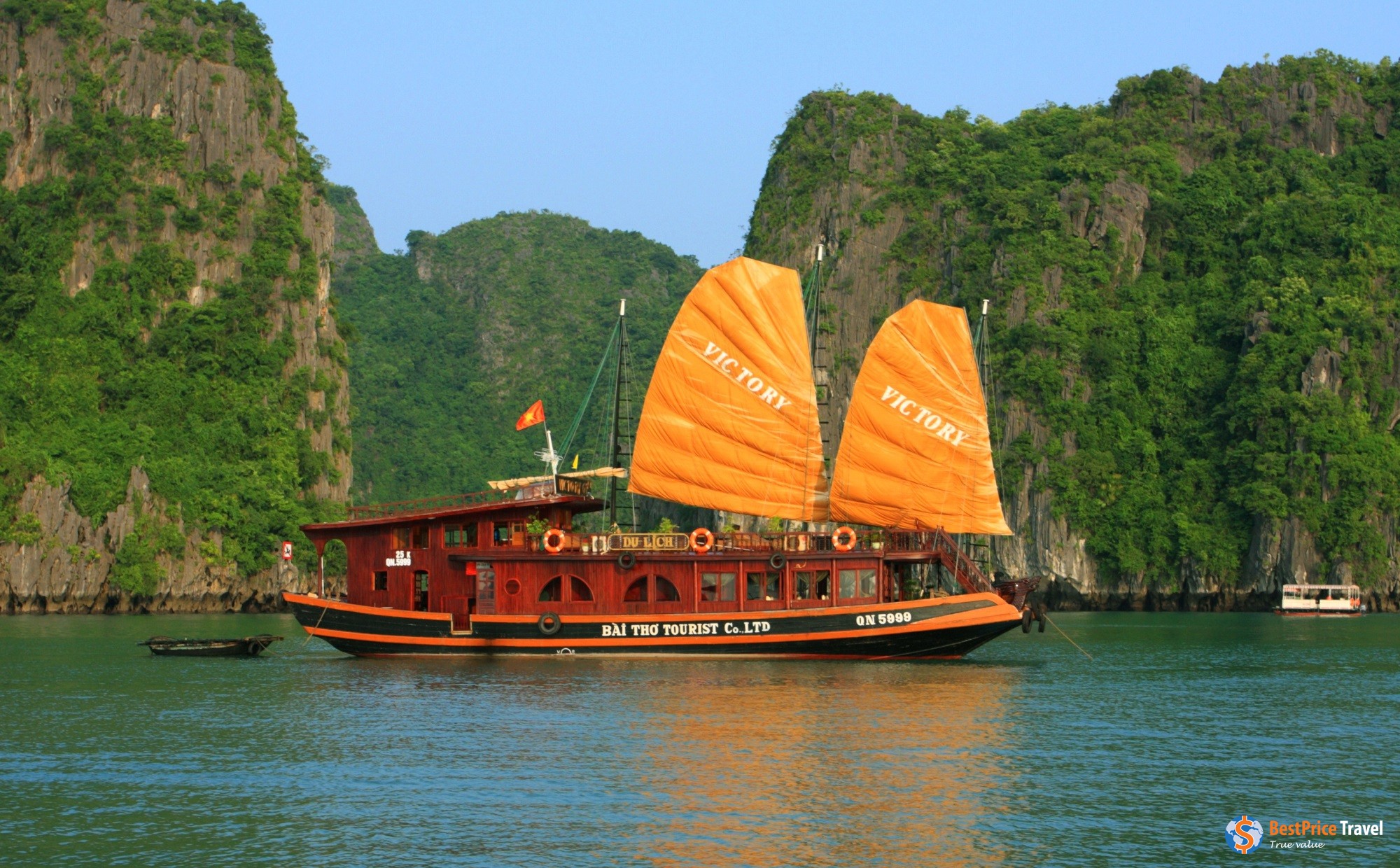 Victory Star Private Cruise Halong Bay