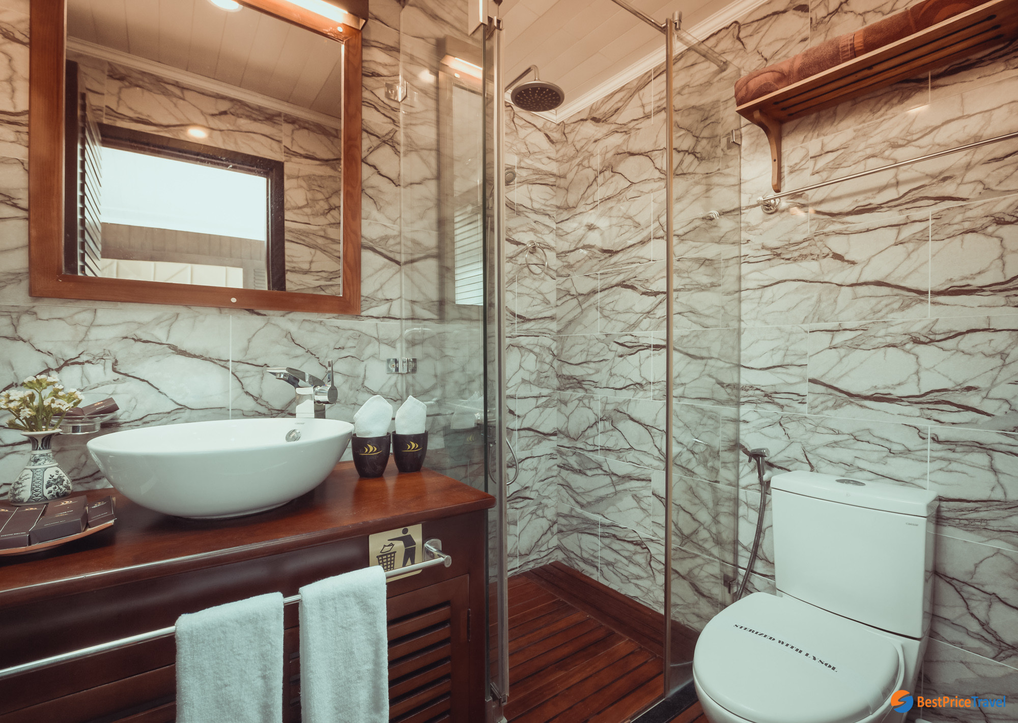 Luxury Bathroom amenities