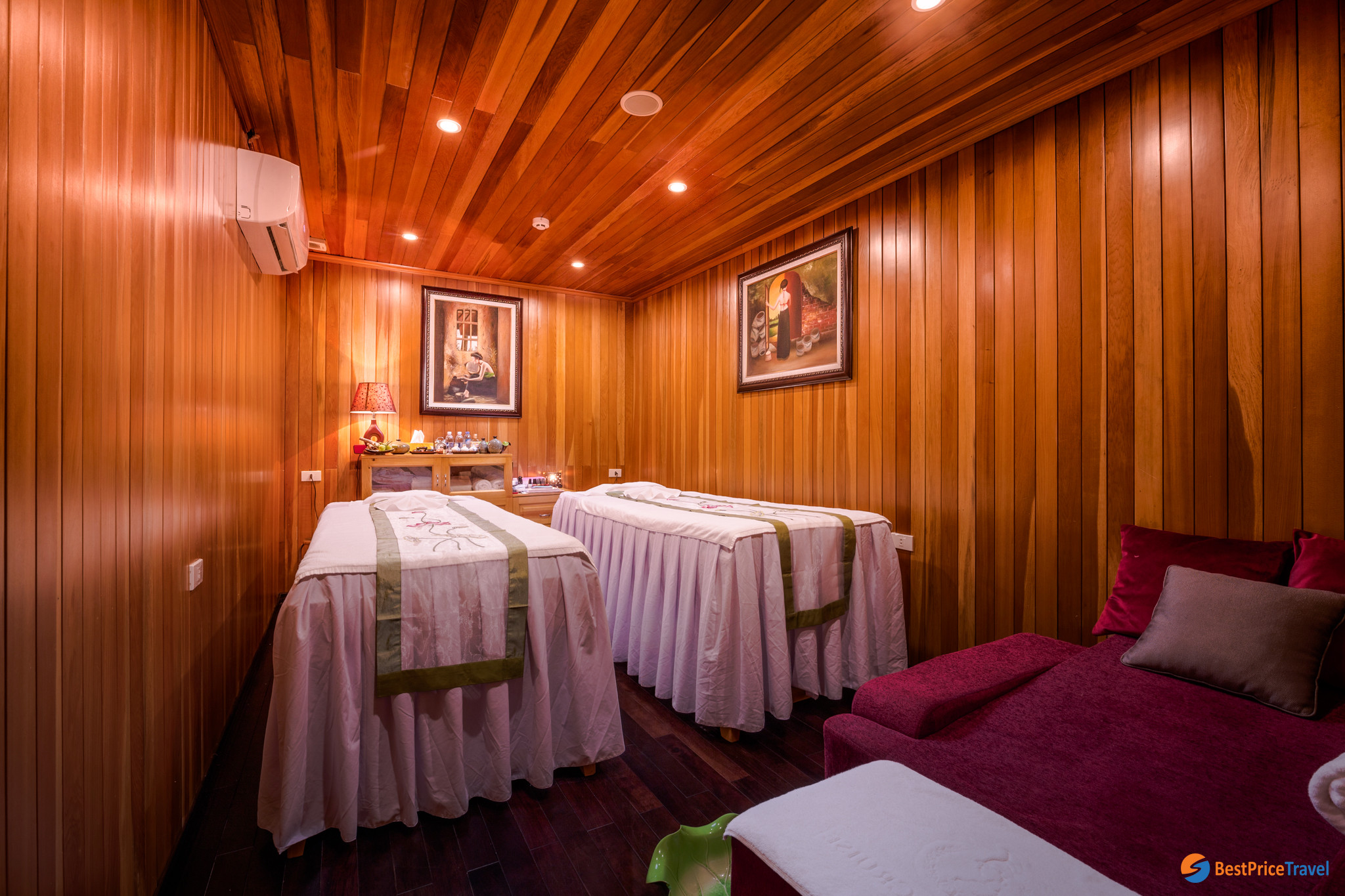 Athena Luxury Cruise's Spa Room