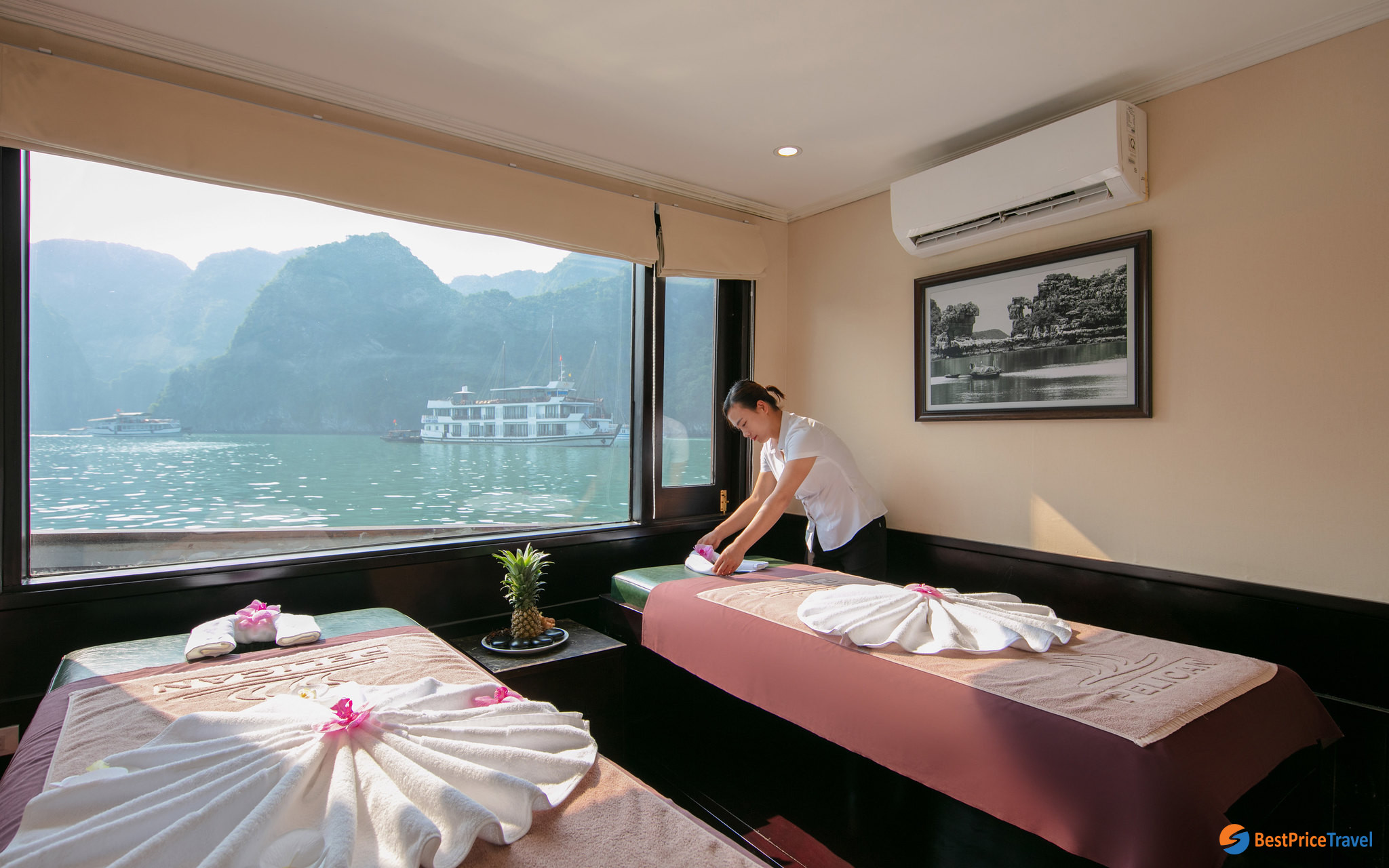 Spa space with Halong Bay view