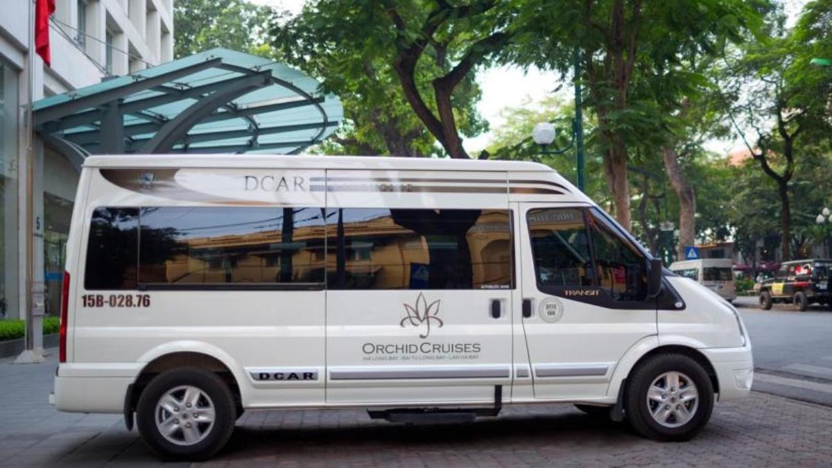 Orchid luxury limousine from Hanoi