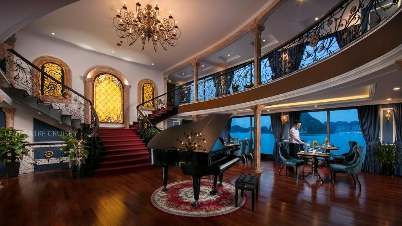 Royal space of Piano Lounge