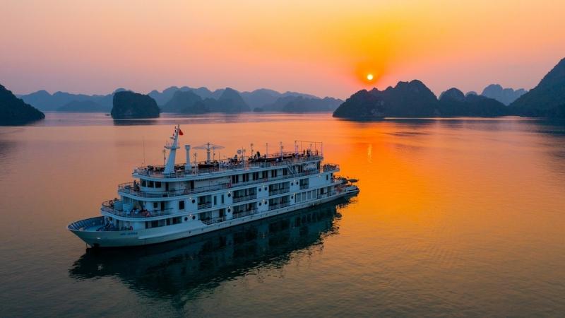 Cruising in the Halong sunset
