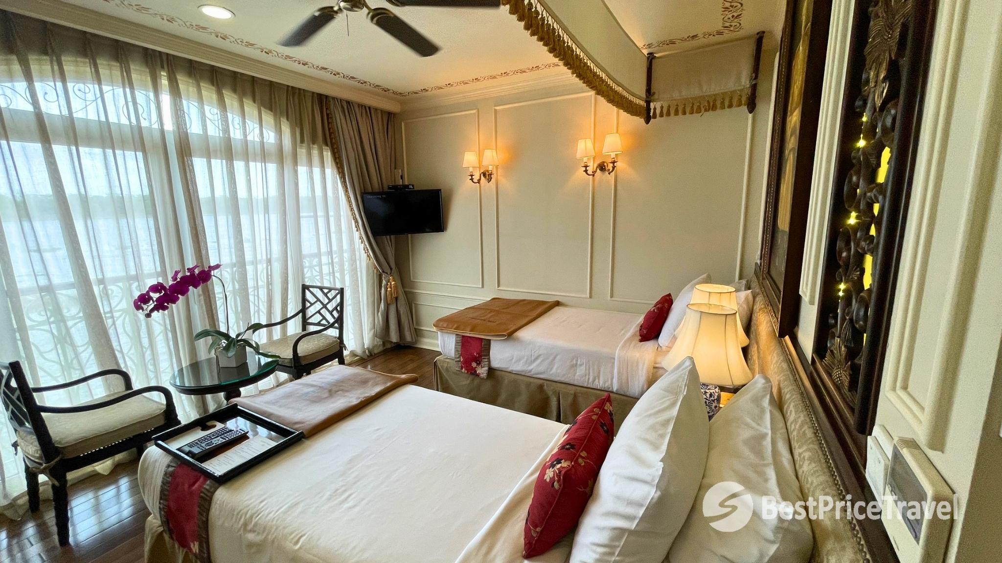 Comfortable Room With Cozy And Royal Vibe