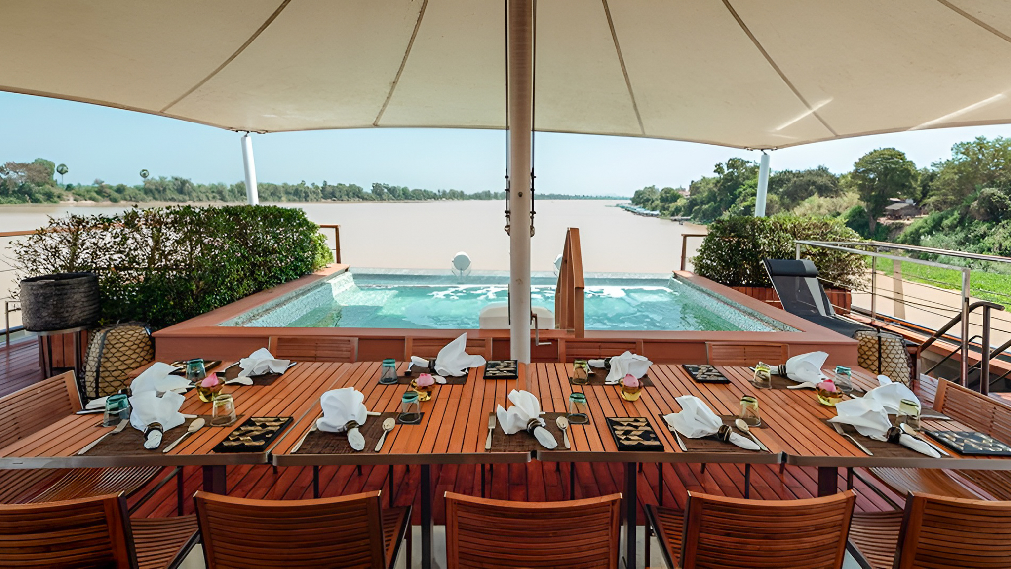 Dining Space with Plunge Pool View