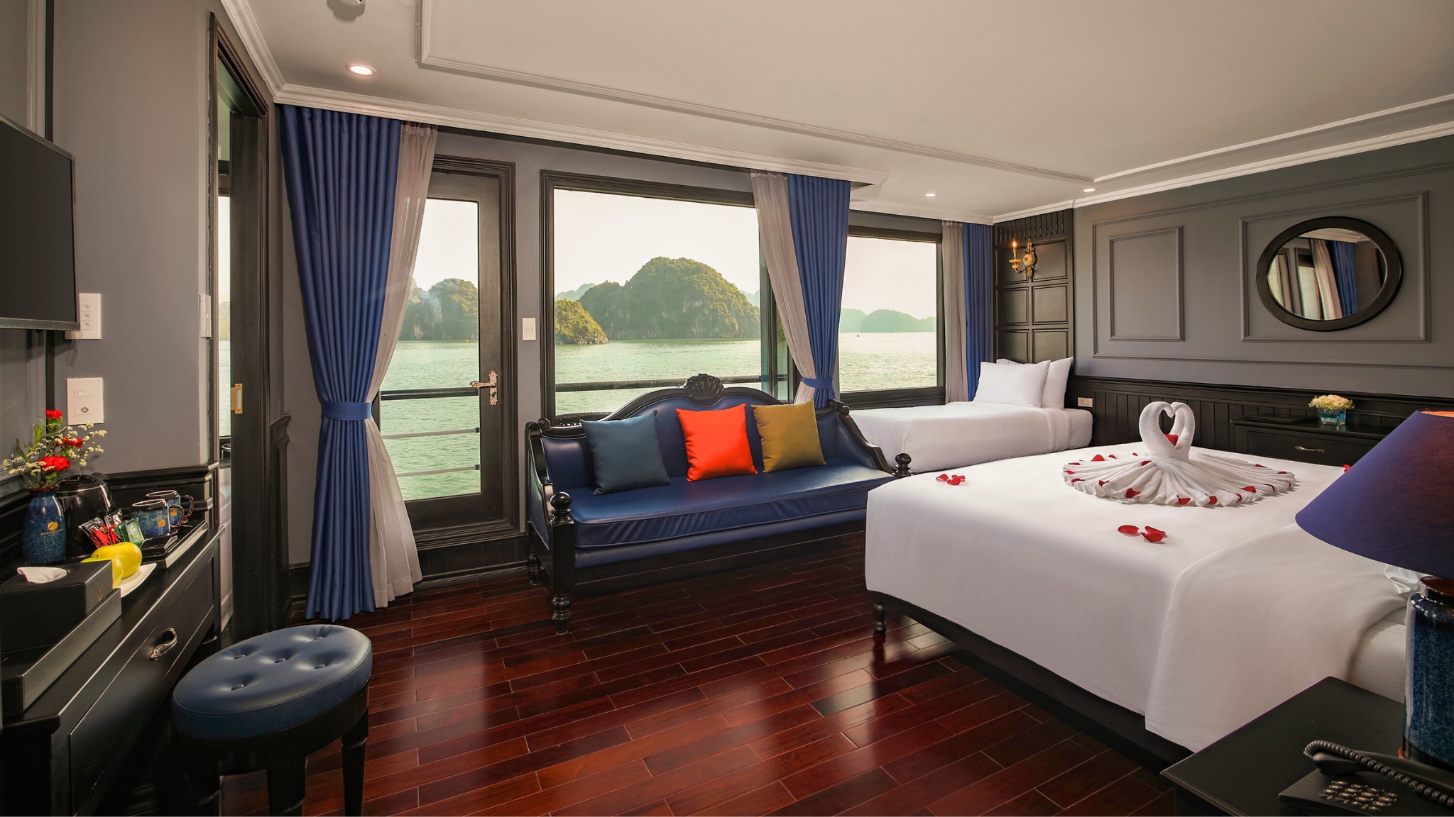 Luxury Balcony Suite