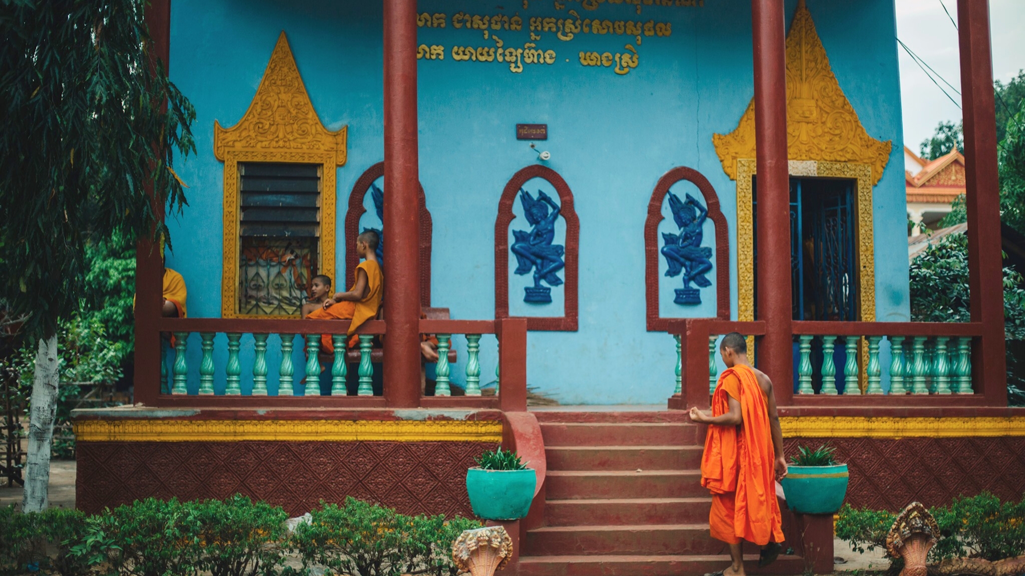 Explore Wat Hanchey, A Pre Angkorian Temple