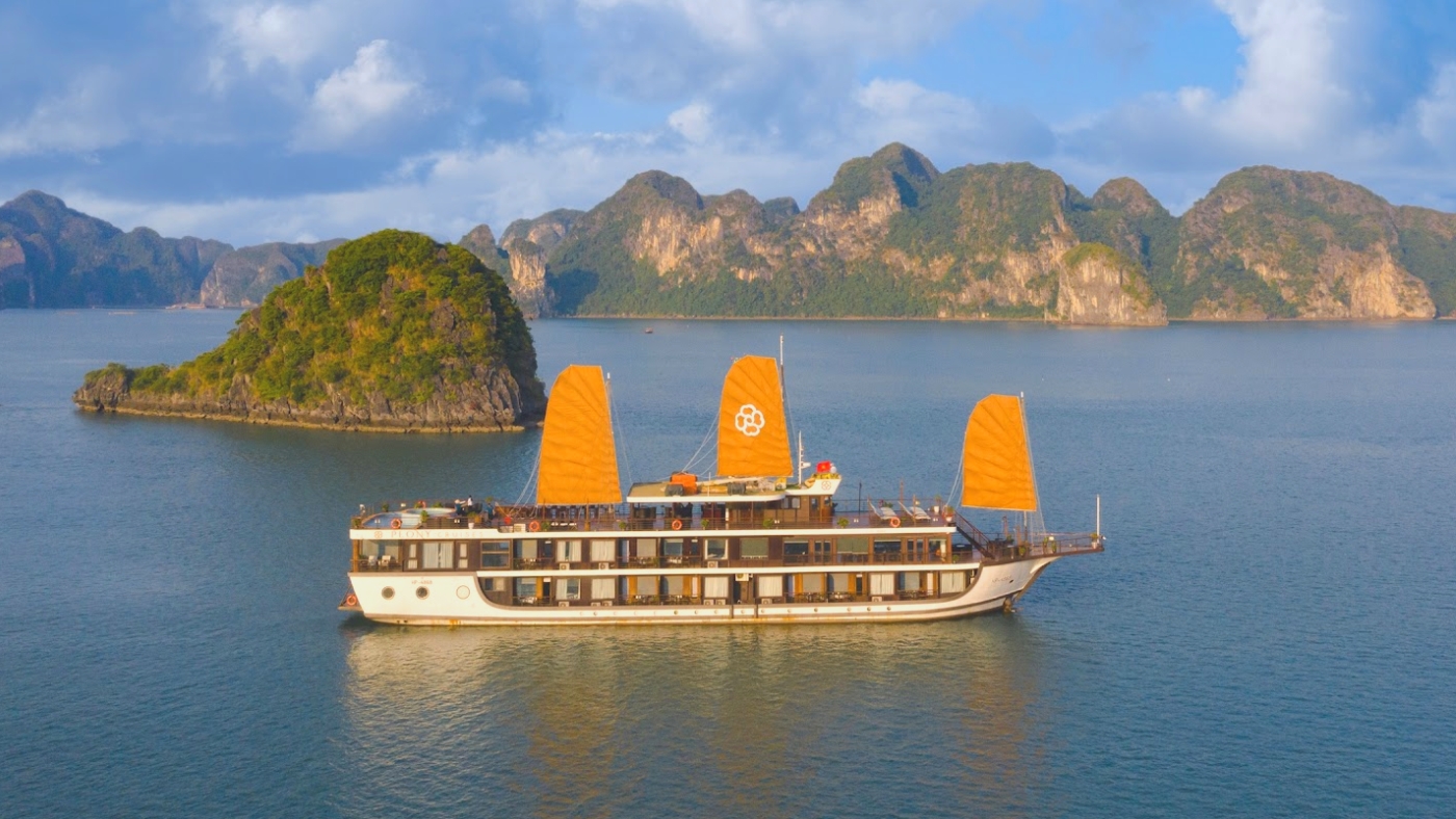 Peony - Best seller cruise in Lan Ha Bay