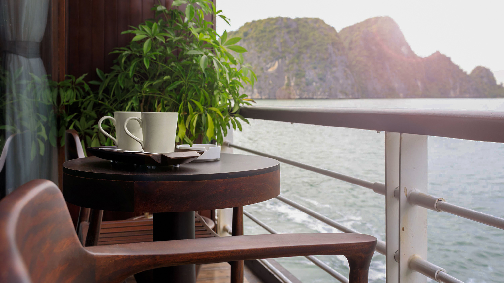 Relaxing space to admire Lan Ha Bay view