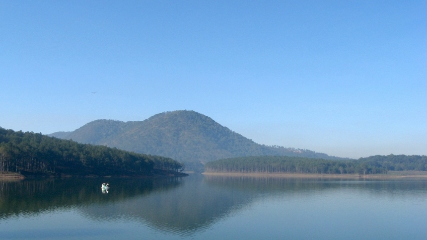 Tuyen Lam Lake Travel Guide - BestPrice Travel