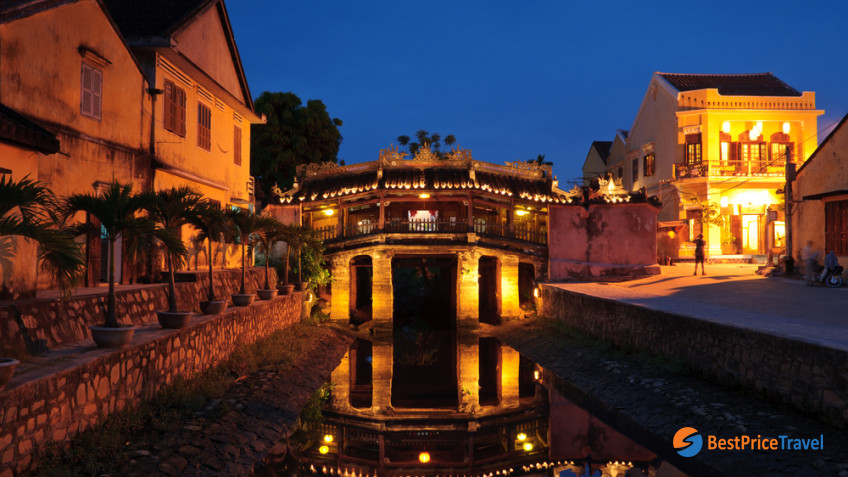 Explore Hoian ancient town and Japanese Covered Bridge