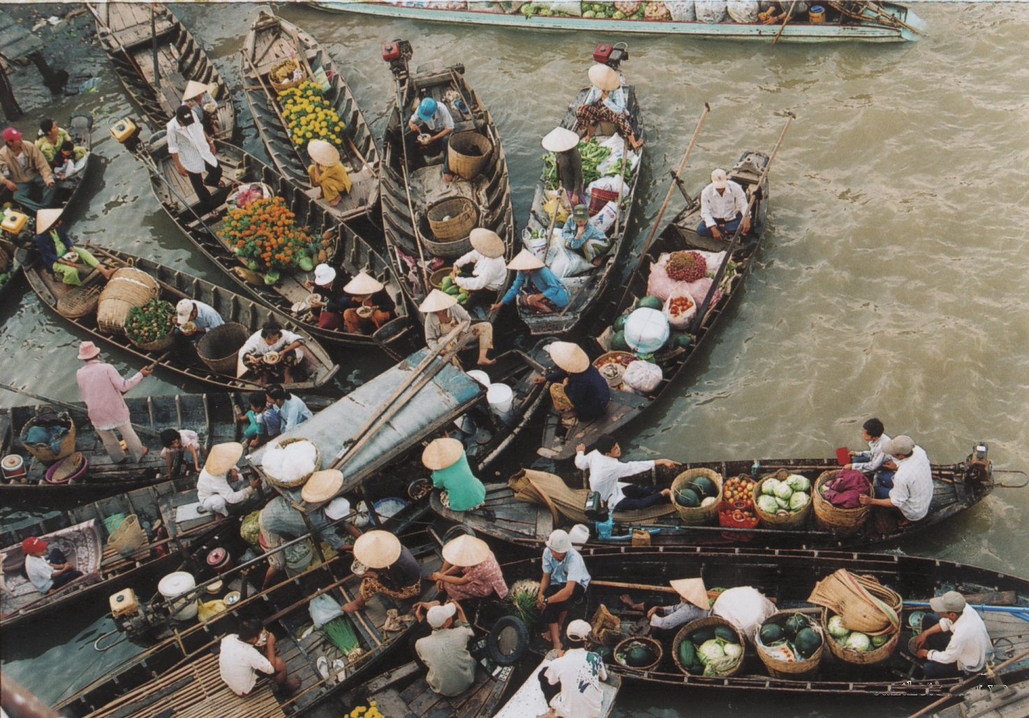 Cai Rang Floating market in Can tho