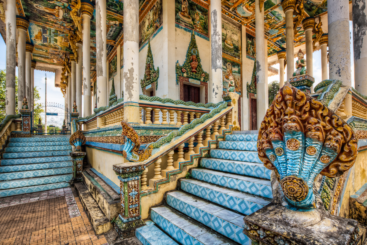The Naga Of Wat Ek Phnom