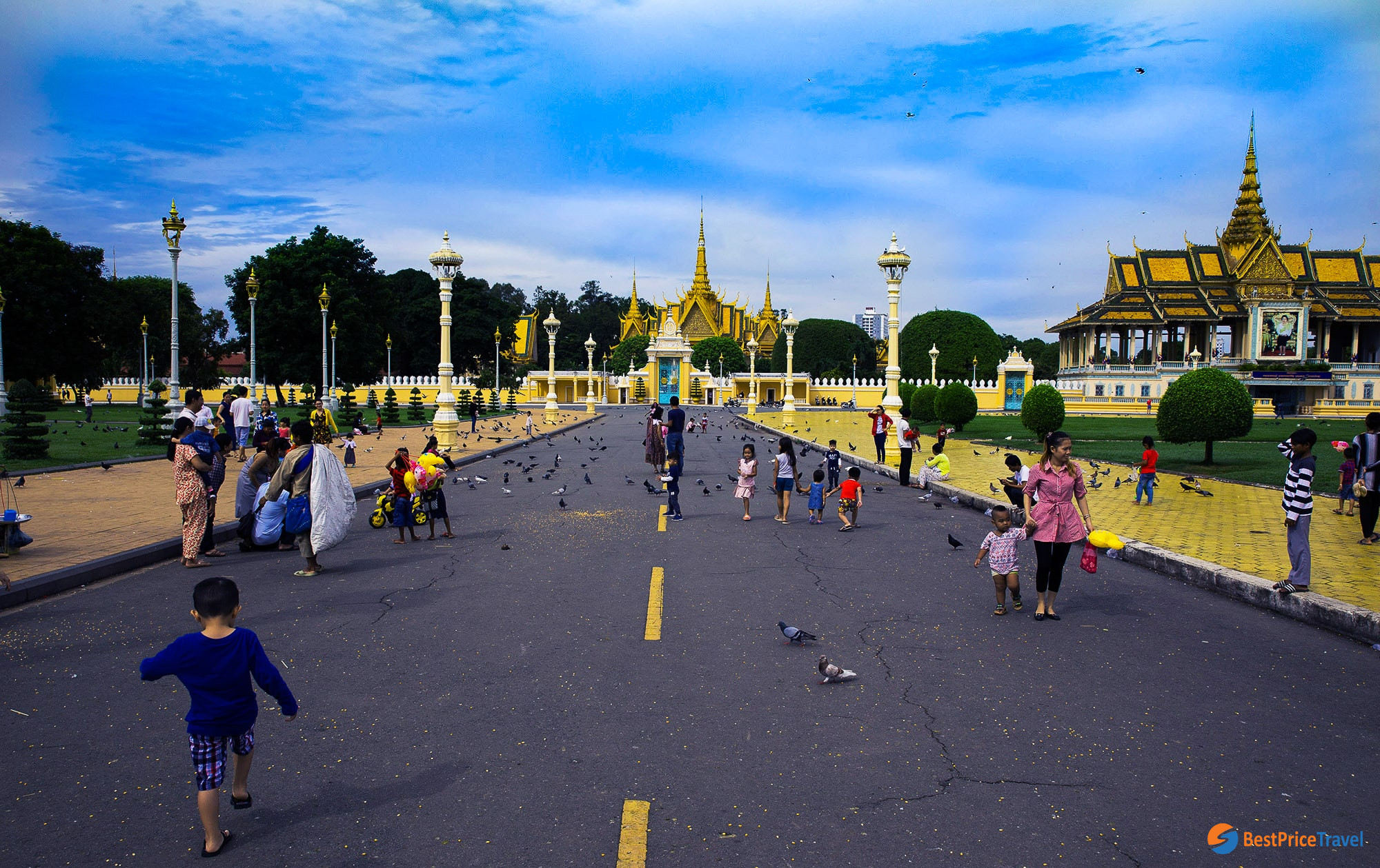 Square in front of Royal Palace