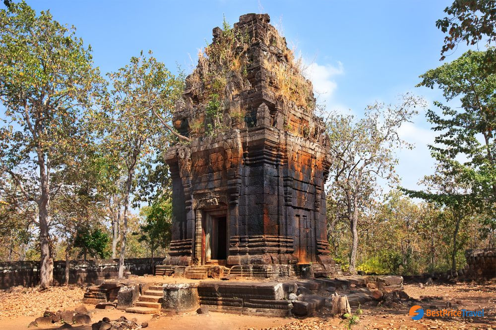 Prasat Neang Khmao in Koh Ker temple-complex