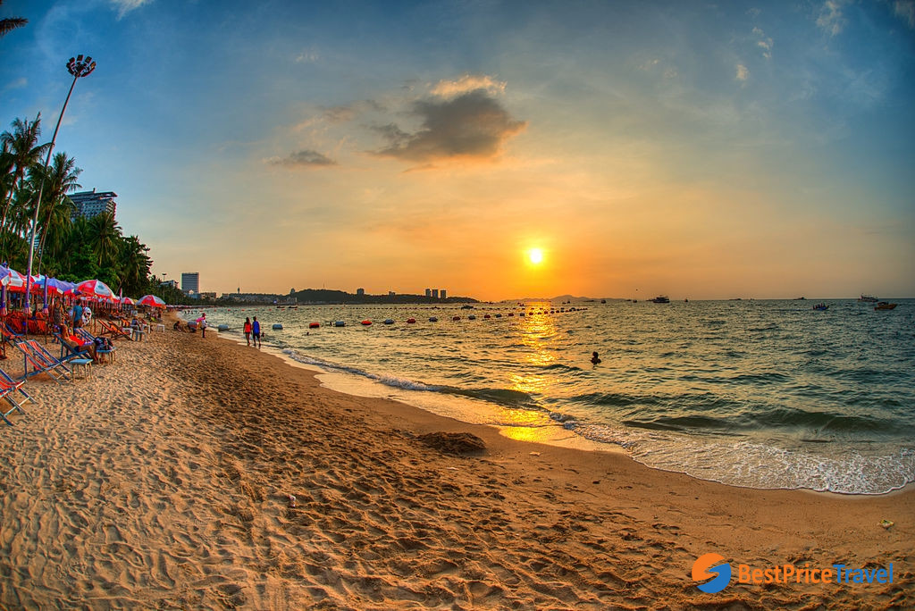 Sunset at Pattaya Beach