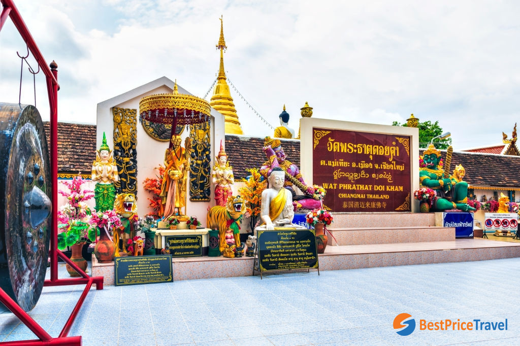 Wat Phra That Doi Kham Temple