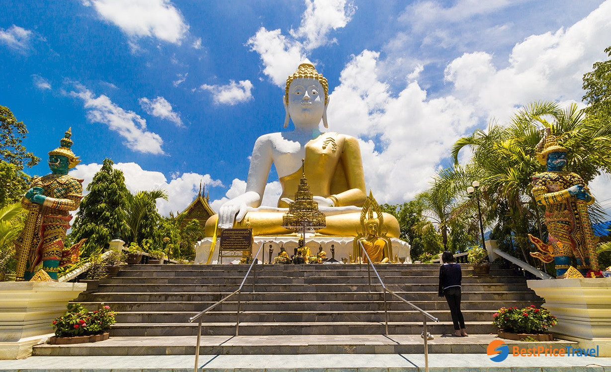 Big Buddha Statue at Wat Phra That Doi Kham