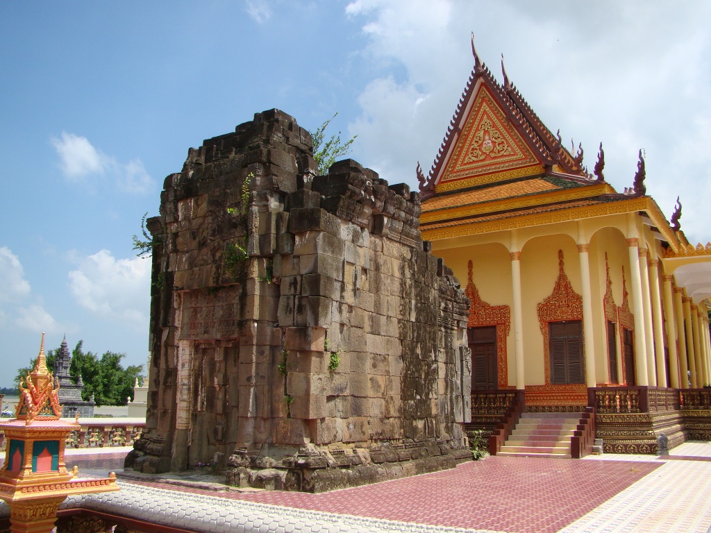 yeay peau temple cambodia