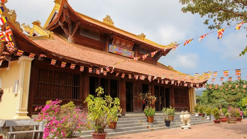 Pagoda in Con Dao