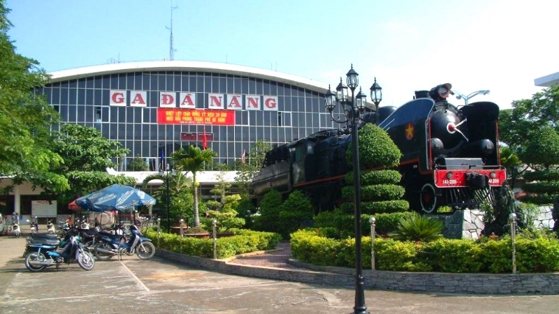 Da Nang train station